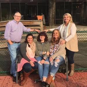 Meet your Posher, Dana